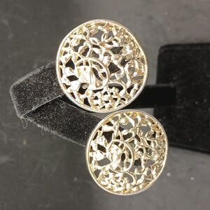Vintage Silver Tone Filigree Clip On Earrings